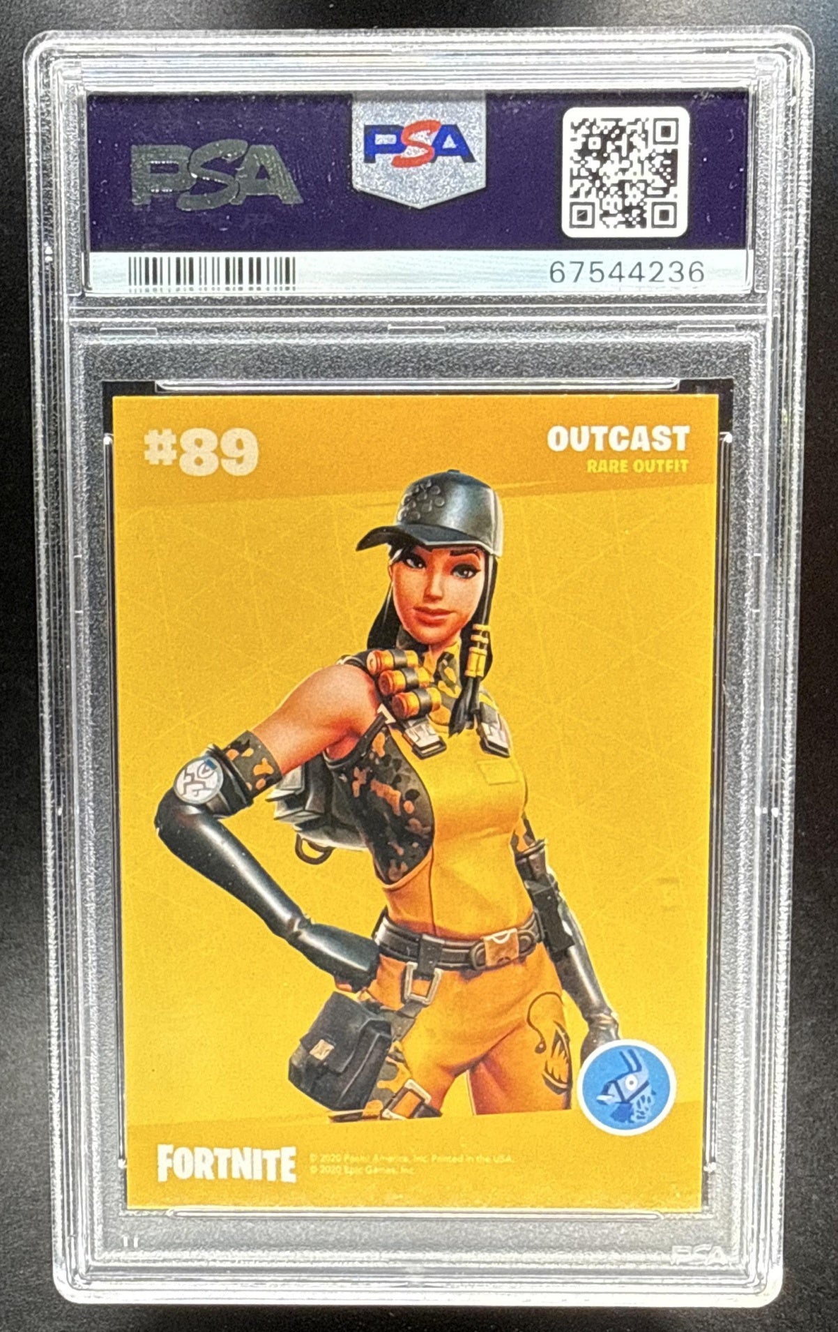 2020 Panini Fortnite Series 2 Italy Outcast #89 Cracked Ice PSA 9