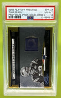 2005 PLAYOFF PRESTIGE TOM BRADY #PP-47 PROS PATCH GOLD /100 PATCH PSA 8