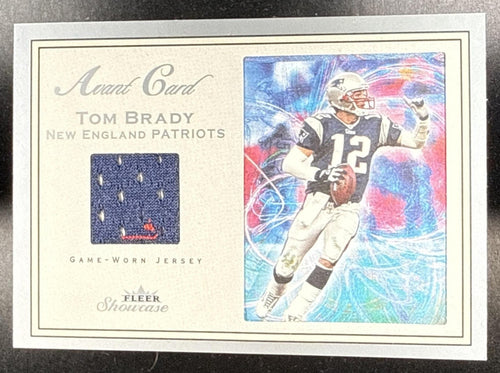 2003 FLEER SHOWCASE TOM BRADY #AV-TB AVANT CARD JERSEYS /999 PATRIOTS