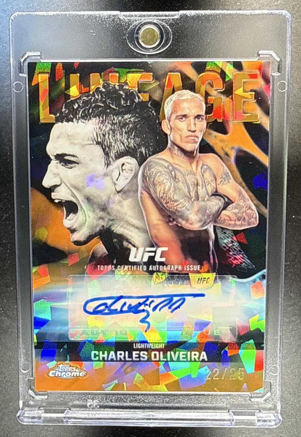 2026 TOPPS CHROME UFC CHARLES OLIVEIRA #CCA-CO LINEAGE AUTO ORANGE REFRACTOR /25