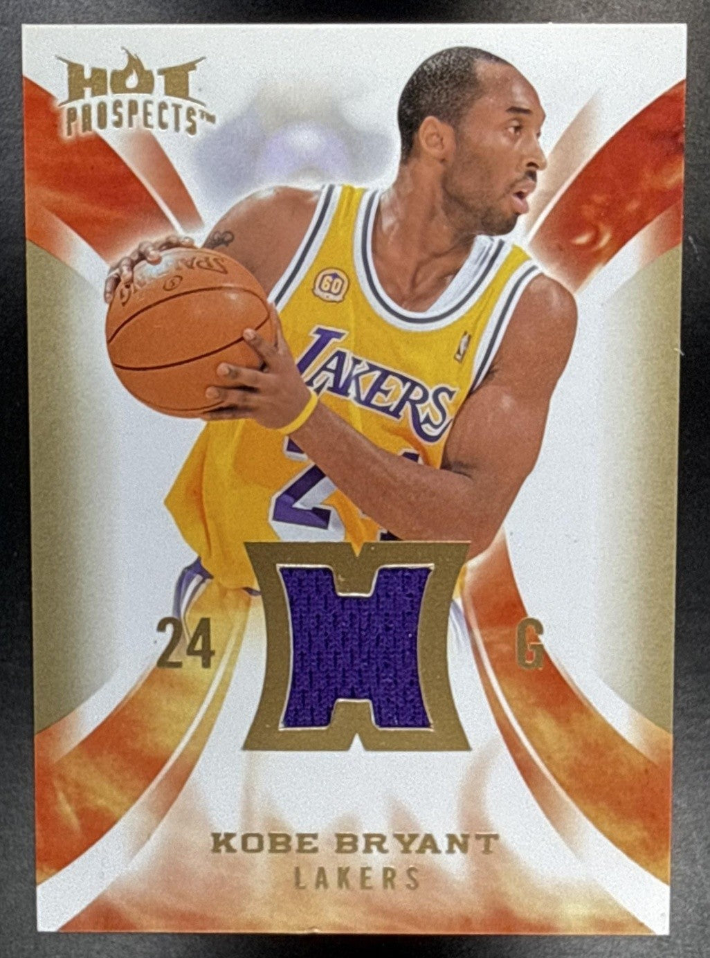 2008-09 FLEER HOT PROSPECTS KOBE BRYANT #HM-KB MATERIALS LAKERS